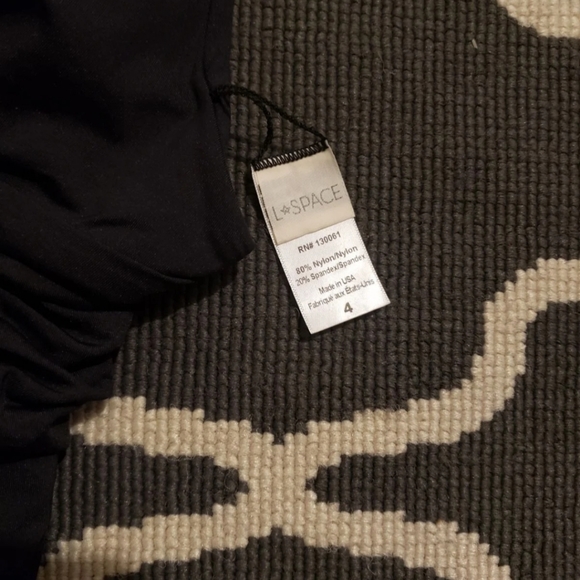 L Space Sydney One Piece Swimsuit - Picture 6 of 9